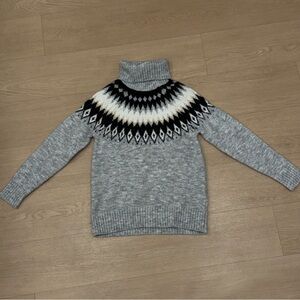 Women's Gray Patterned Turtleneck Sweater